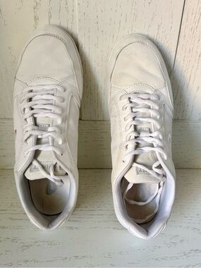 NFINITY White cheerleading shoes fearless size 9 women’s